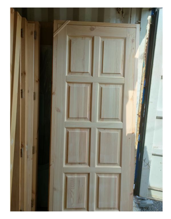 Дверь филенчатая из массива 
