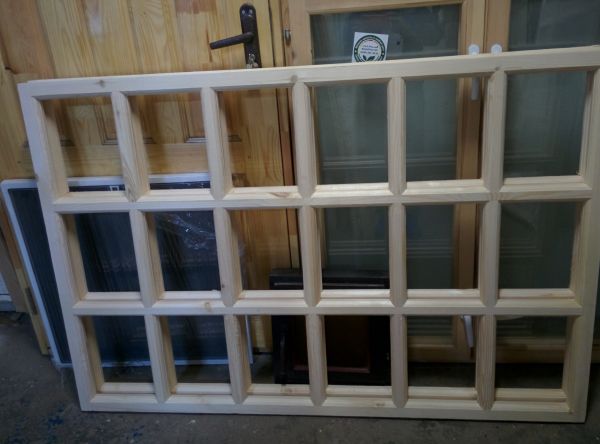 Деревянное окно в деревню 100 х 150 